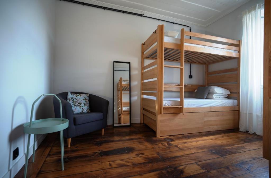 Inn Door 21 - Hostel & Suite Braganca Ngoại thất bức ảnh